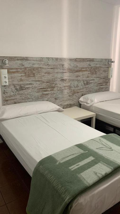 Casa De Huespedes Almansa Hotel Madrid Kültér fotó
