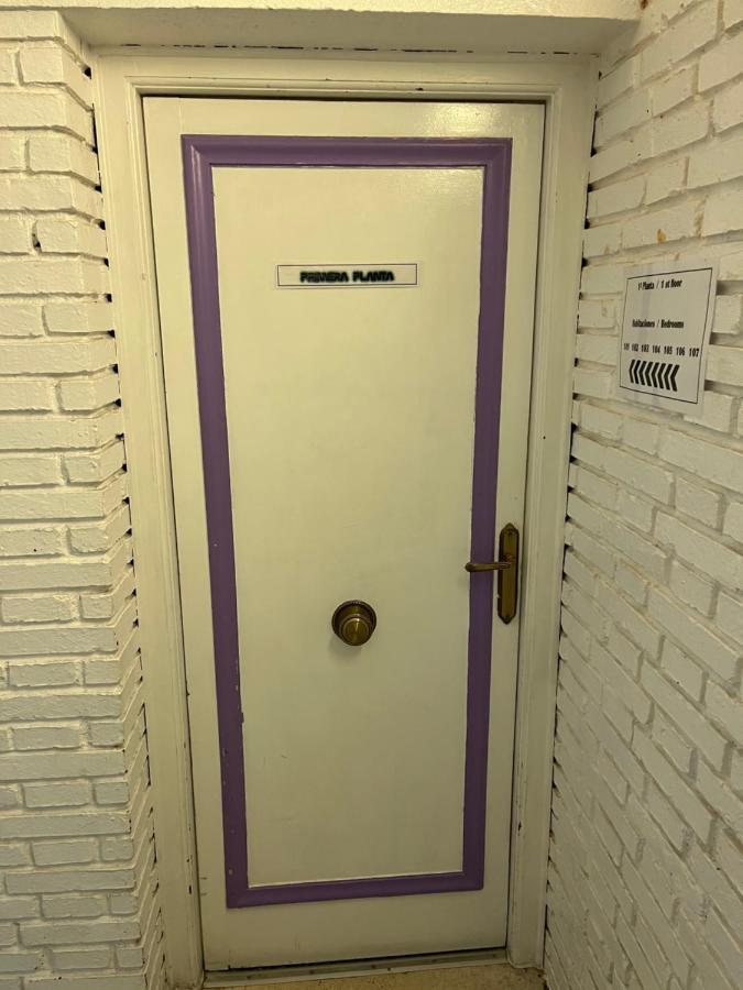 Casa De Huespedes Almansa Hotel Madrid Kültér fotó