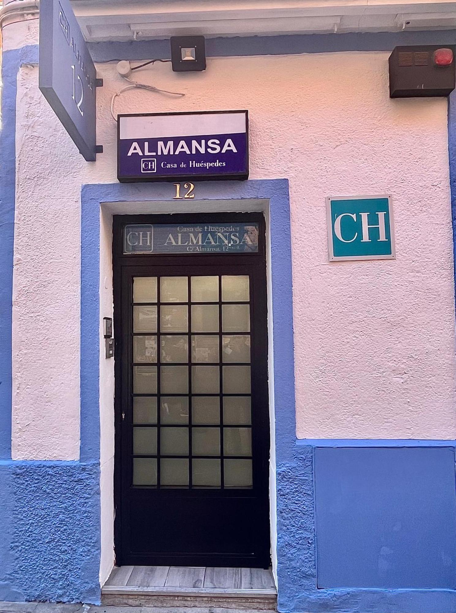 Casa De Huespedes Almansa Hotel Madrid Kültér fotó