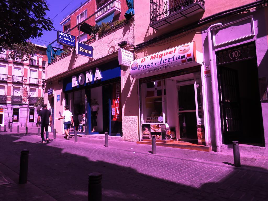 Casa De Huespedes Almansa Hotel Madrid Kültér fotó