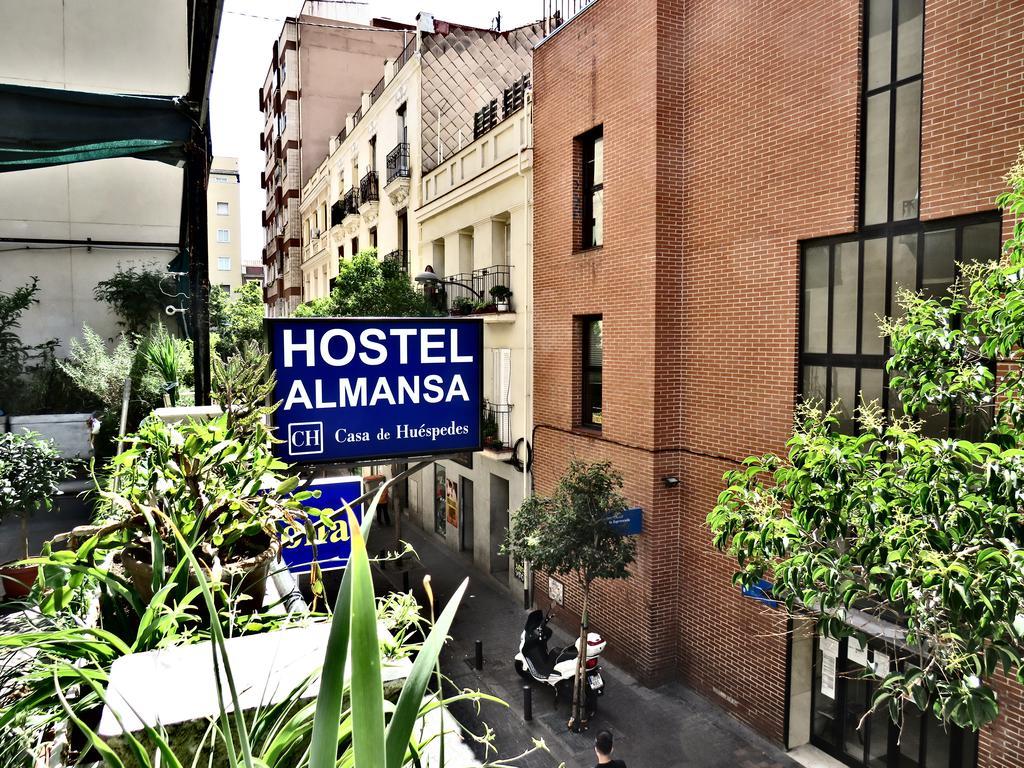 Casa De Huespedes Almansa Hotel Madrid Kültér fotó